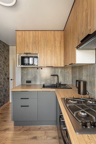 Компактная угловая кухня в стиле лофт. Коллекция Вуд. Размер: 2169 Х 1620 Х 2503 мм  - 2