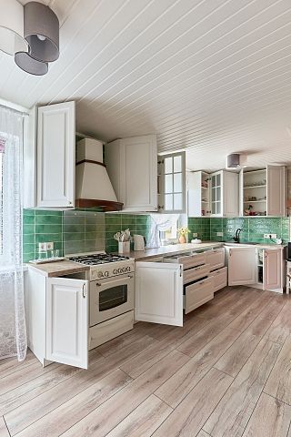 Кухня Палаццо светлая классика. Коллекция Палаццо. Размер: 4200 Х  1600 Х  2454 мм  - 2